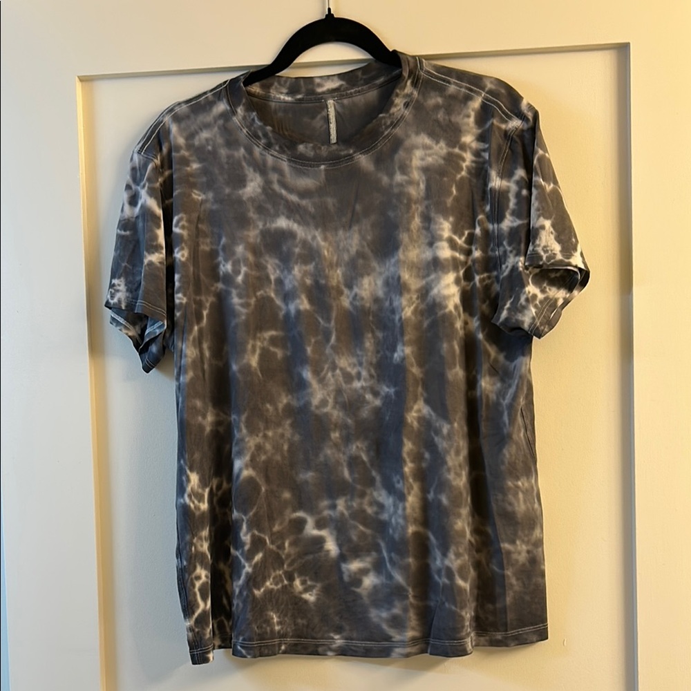 Lululemon Gray Tie-Dye Shirt unisex